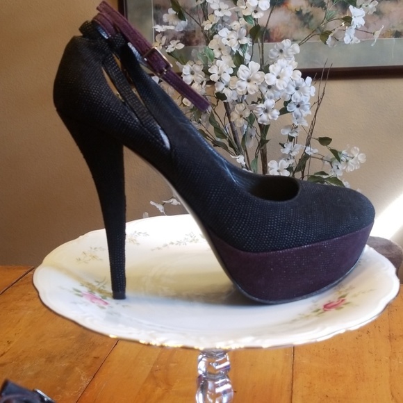 Nikki Reed for SW "The Nikki" Ankle Strap Size 9 - Picture 5 of 8